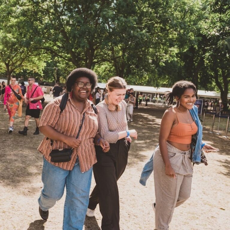 Atmos lou morrisphoto Louise Morris 40